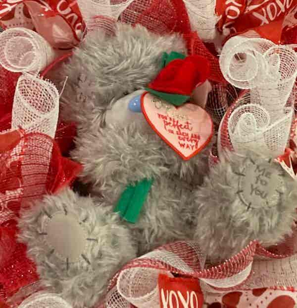 Bespoke Me To You Teddy Valentines Decorative Wreath - Image 3