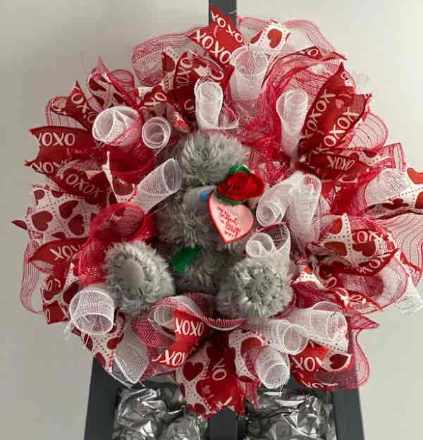 Bespoke Me To You Teddy Valentines Decorative Wreath