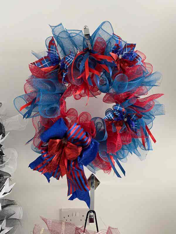 Bespoke Sparkles Meets Blue & Red Decorative Wreath - Image 7