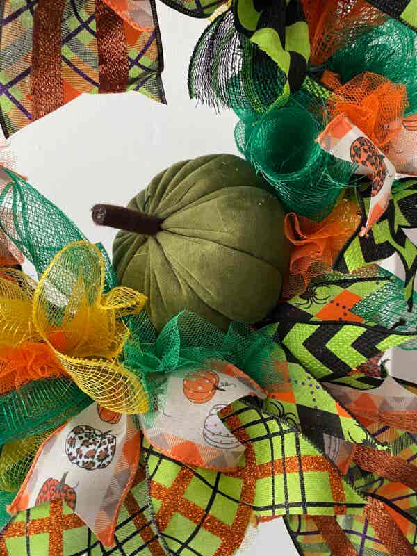 Bespoke Green Pumpkin Pleasure Decorative Wreath - Image 9