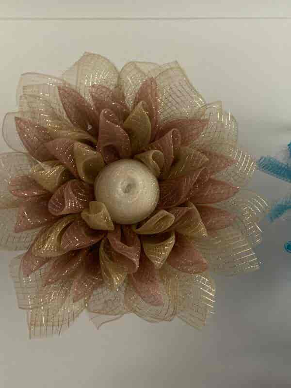 Bespoke Autumn Blush Floral Decorative Wreath - Image 4