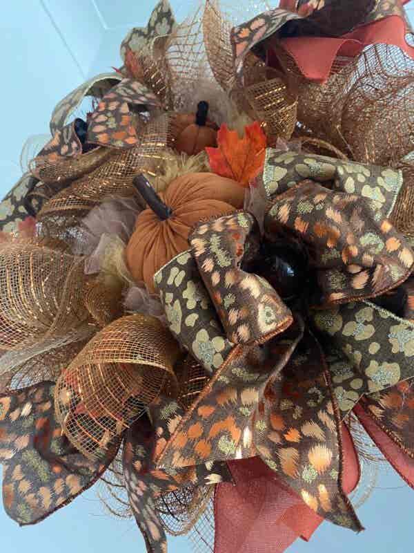 Bespoke Peachy Pumpkin Delight Decorative Wreath - Image 3