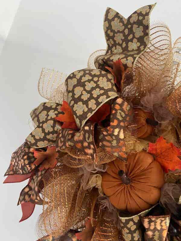 Bespoke Peachy Pumpkin Delight Decorative Wreath - Image 6