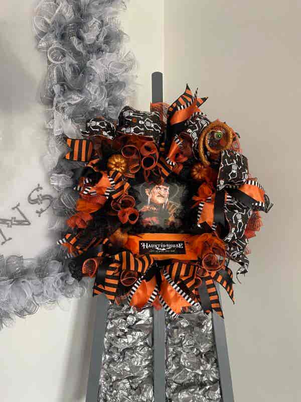 Bespoke Freddie Meets Ferniegair Decorative Wreath - Image 7