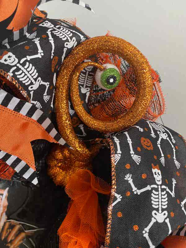 Bespoke Freddie Meets Ferniegair Decorative Wreath - Image 5