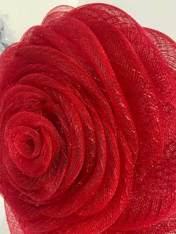 Bespoke Rabbies Red Red Rose Decorative Wreath - Image 4