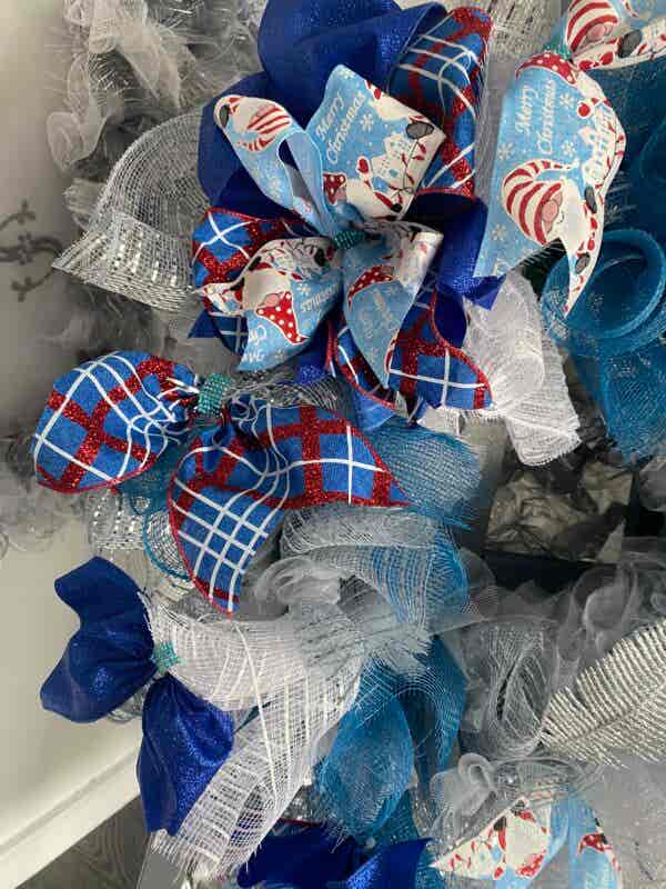 Bespoke Simply Serenity Christmas Decorative Wreath - Image 5