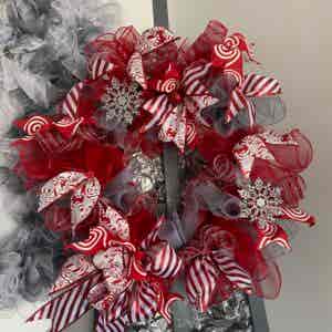 Bespoke Candy Cane Flow Decorative Wreath