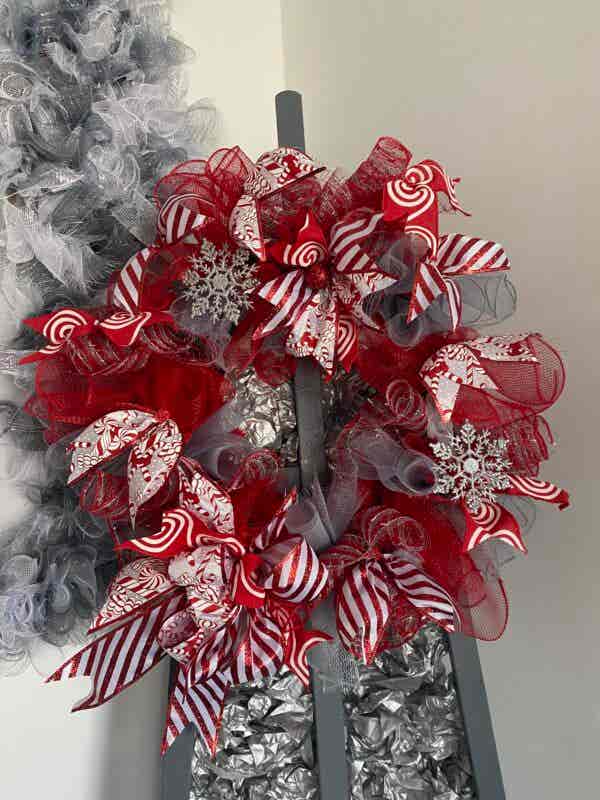Bespoke Candy Cane Flow Decorative Wreath