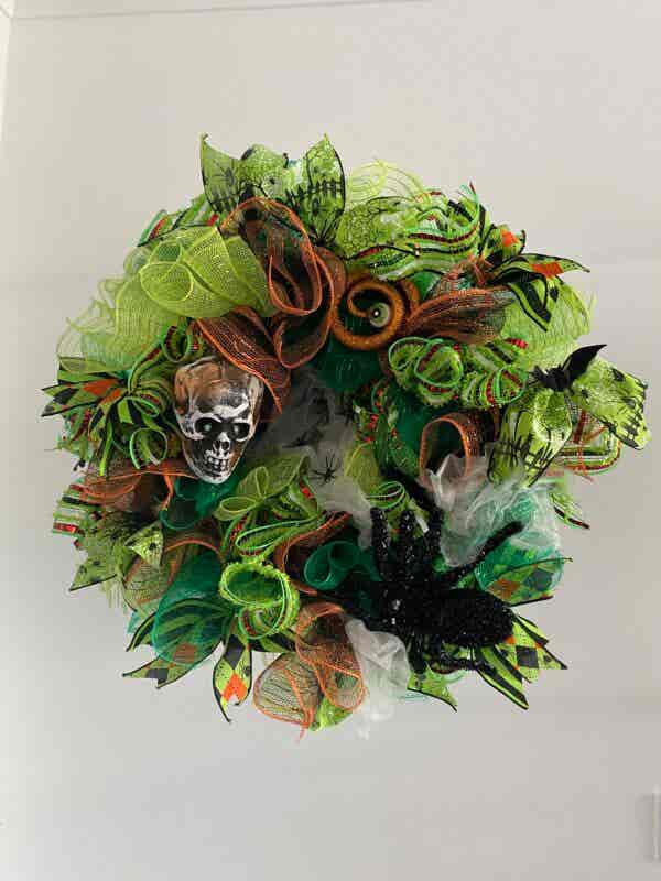 Bespoke Charlottes Web Decorative Wreath - Image 9