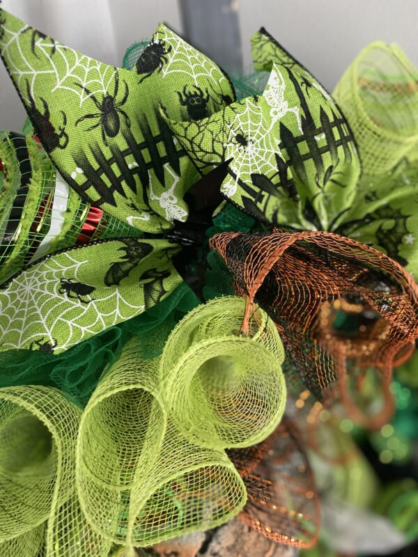 Bespoke Charlottes Web Decorative Wreath - Image 7