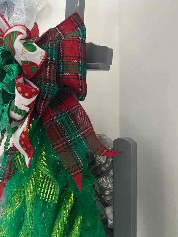 Bespoke Ferniegair's Fir Christmas Tree Decorative Wreath - Image 6