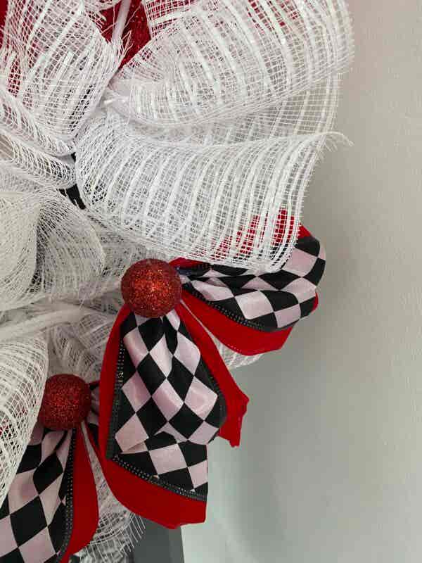 Bespoke It Clown Decorative Wreath - Image 3