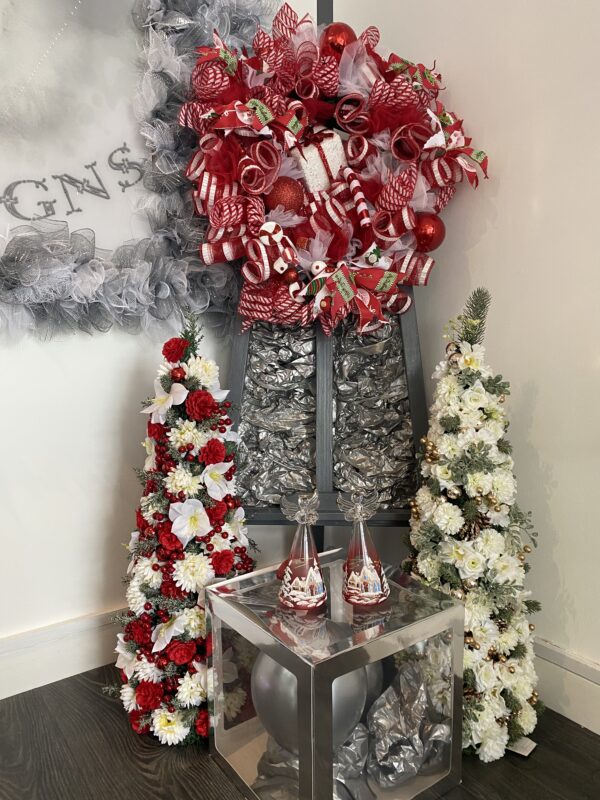 Bespoke Candy Canes All Boxed Up Decorative Wreath - Image 7