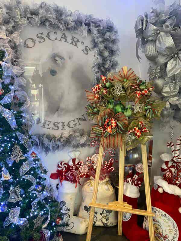Bespoke Tracey's Trio Emerald Christmas Delight Decorative Wreath - Image 6